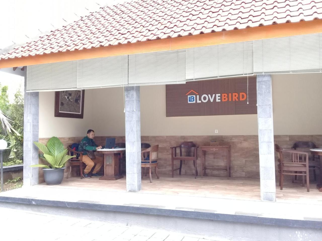 Wisma Lovebird Kalianget Экстерьер фото