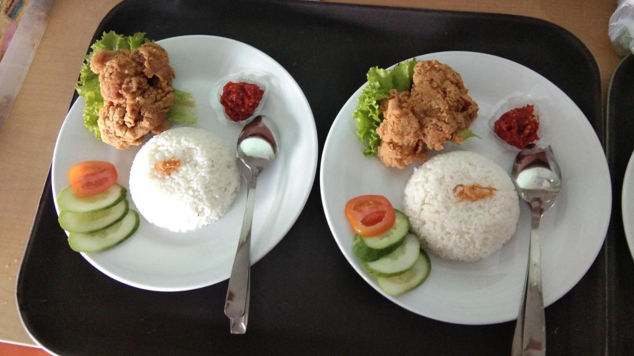 Wisma Lovebird Kalianget Экстерьер фото